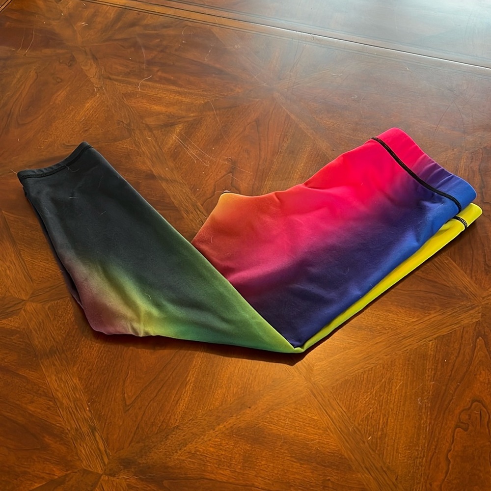 GUC TEREZ 3/4 length MULTICOLOR ombré Capri LEGGINGS